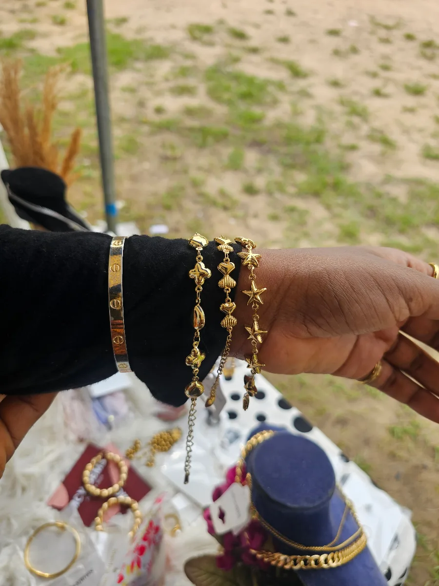 Charm bracelet